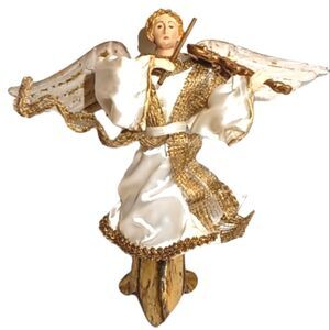 Vintage Angel With Violin And Tin Wings and base